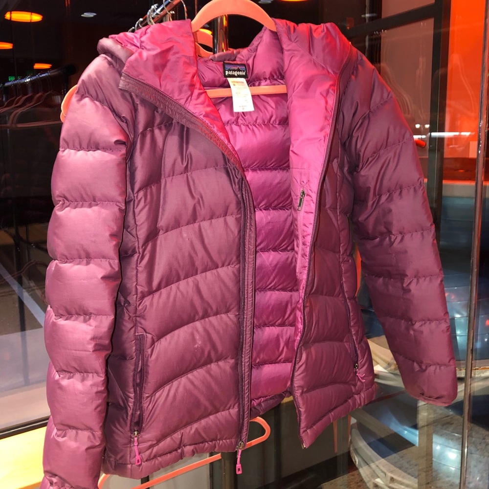 Patagonia Hi-Loft Hooded Down Sweater - Women's